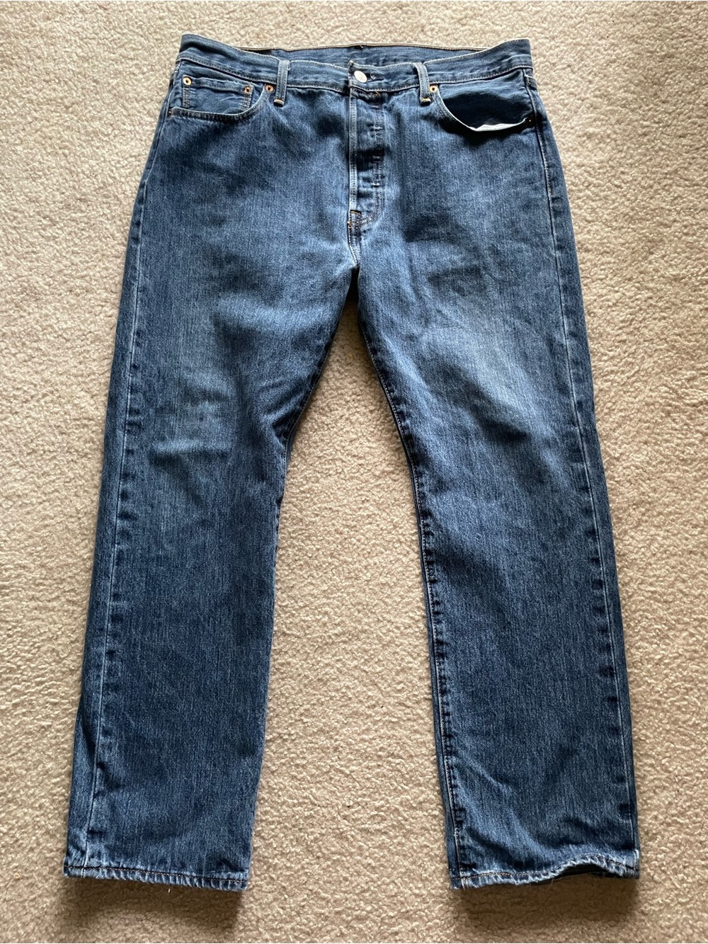 Levi's 501 Men's Dark‎ Blue Relaxed Straight Jeans Size 35x30 - Picture 13 of 13